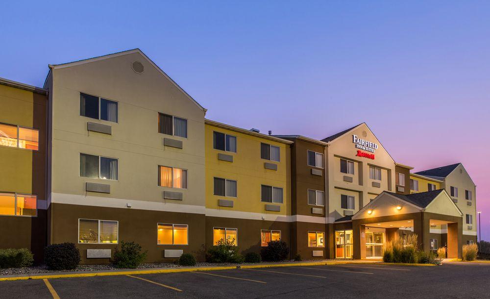 Fairfield Inn & Suites Fargo Exterior photo